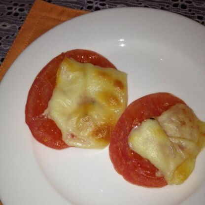 トマトが残ったので作りました。瑞々しくて美味しいです。